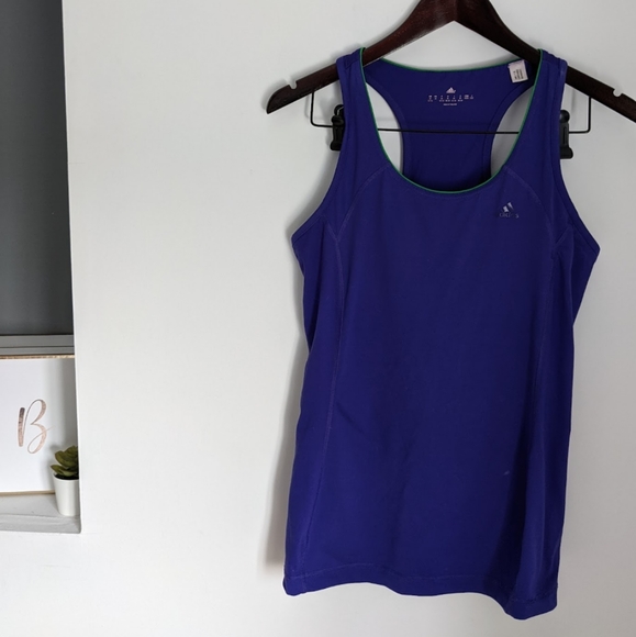Medium adidas workout tank top - Picture 2 of 3